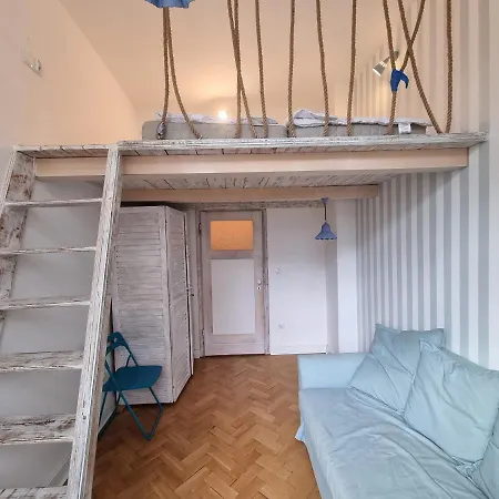 Apartman Euro24 Akacja - 2 Pokoje, 2 Antresole - Centrum, Blisko Plazy, Prywatny Parking