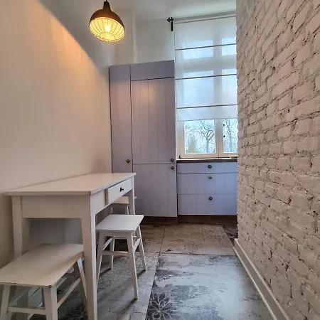 Euro24 Akacja - 2 Pokoje, 2 Antresole - Centrum, Blisko Plazy, Prywatny Parking Apartman
