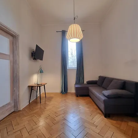 Apartment Euro24 Akacja - 2 Pokoje, 2 Antresole - Centrum, Blisko Plazy, Prywatny Parking *