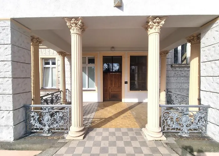 Euro24 Akacja - 2 Pokoje, 2 Antresole - Centrum, Blisko Plazy, Prywatny Parking *