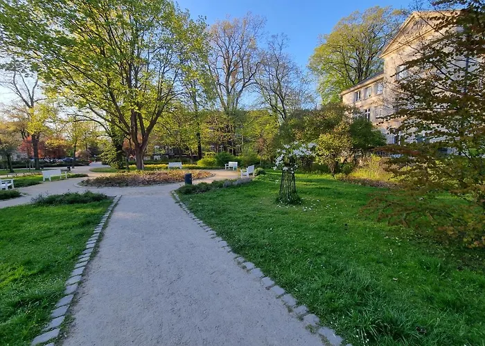 Appartement Euro24 Akacja - 2 Pokoje, 2 Antresole - Centrum, Blisko Plazy, Prywatny Parking Sopot